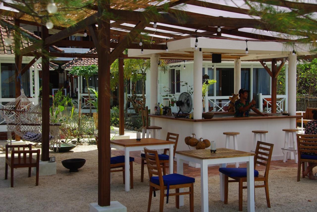 The High Dive Gili Gede By Ultimate Resorts Exterior photo