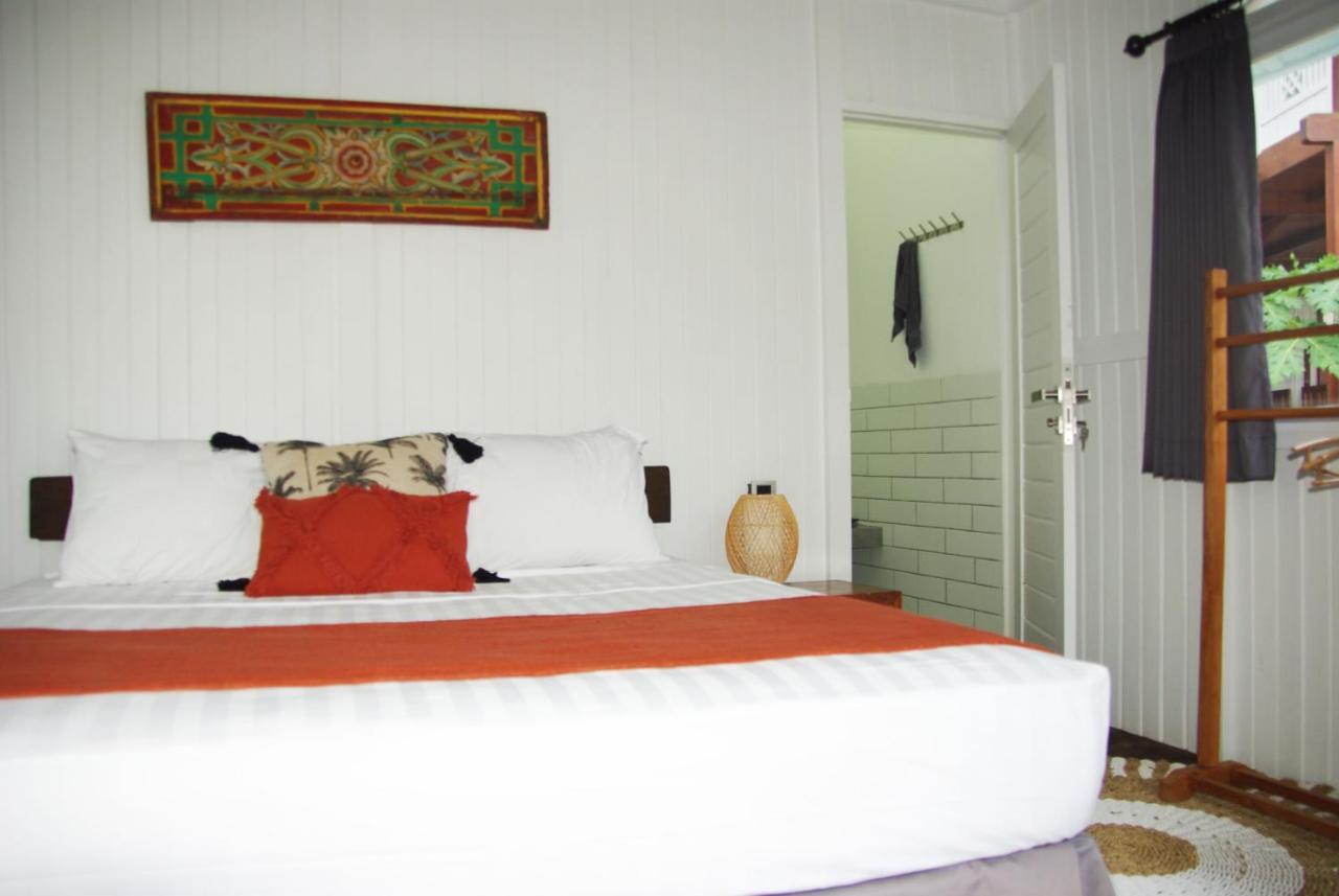 The High Dive Gili Gede By Ultimate Resorts Exterior photo